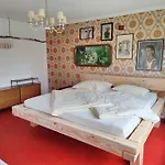 Grosse Mit Dachterrasse דירה
