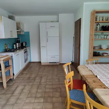 Grosse Mit Dachterrasse 公寓
